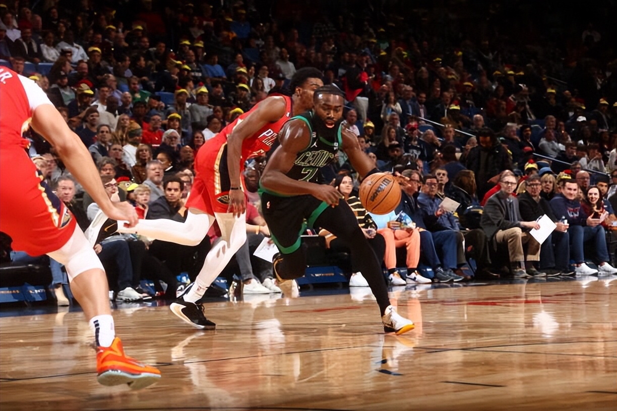 IM体育注册链接-湖人B队翻盘凯尔特人B队，戈贝尔关键制胜