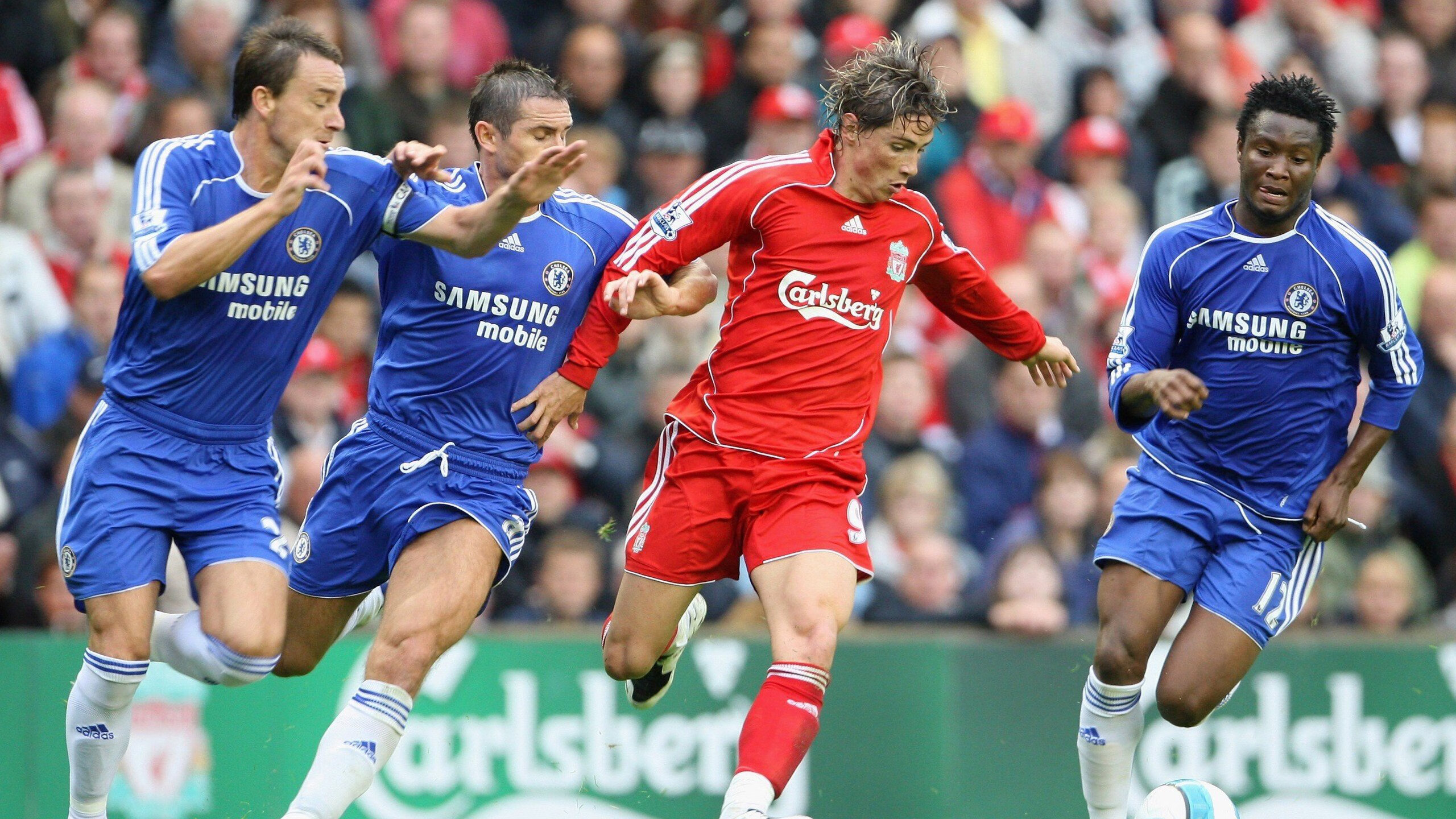 欧冠决赛焦点战，灰熊火力压制尼克斯