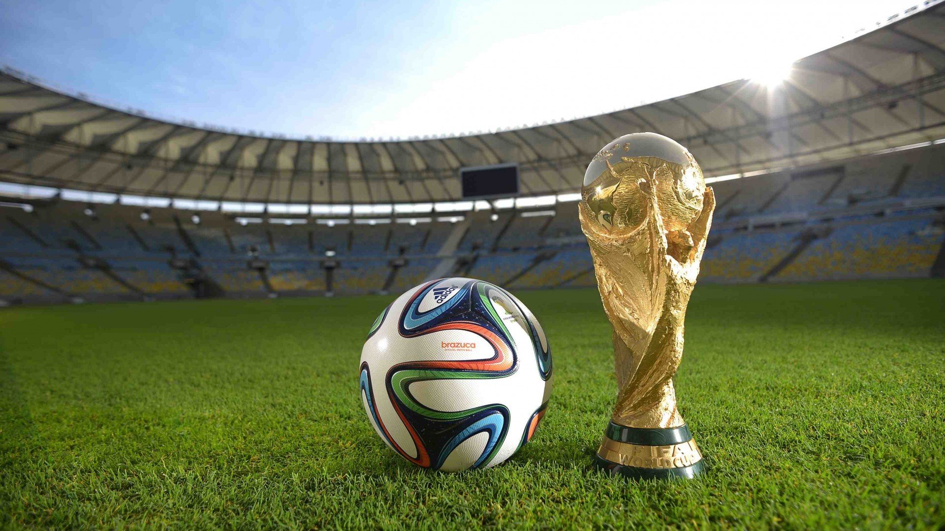 IM体育世界杯2026-一骑绝尘破神话，雷诺逆袭红牛，汉密尔顿再铸不朽丰碑
